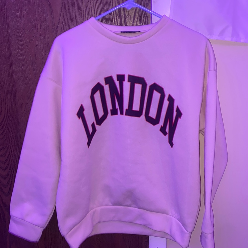 crew neck